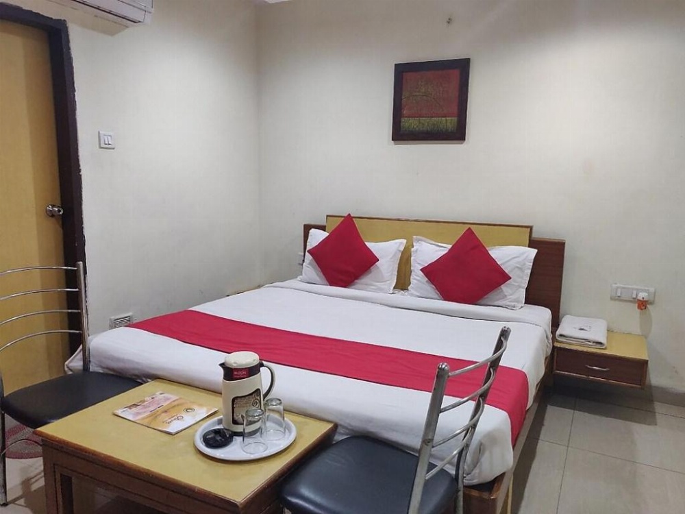 Room image 2