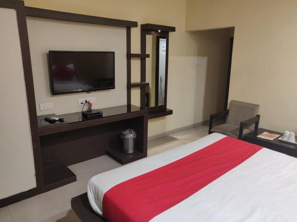 Room image 3