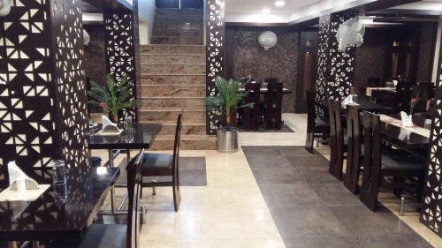 Hotel Rahul image 3